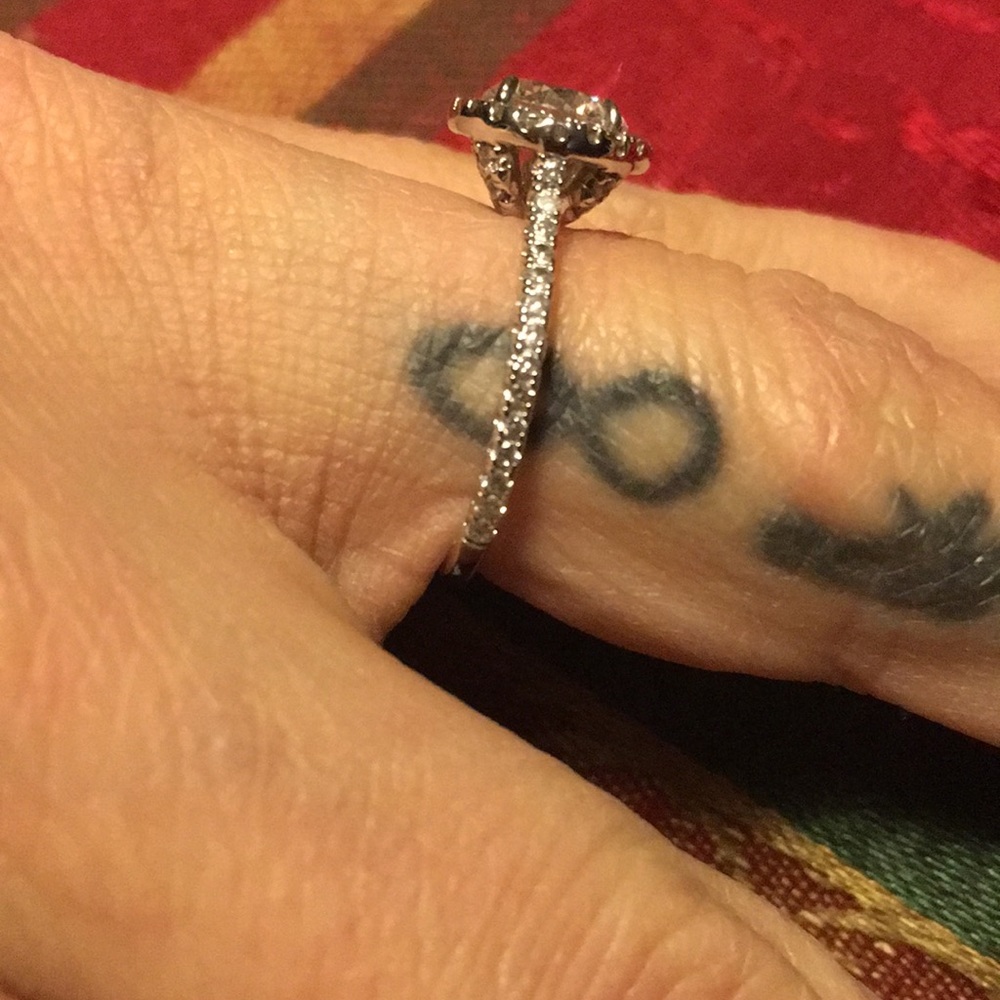CZ Round Diamond Ring - Picture 4 of 6